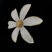 Vintage Gold & Silver Large Daisy Brooch - 24 Wishes Vintage Jewelry