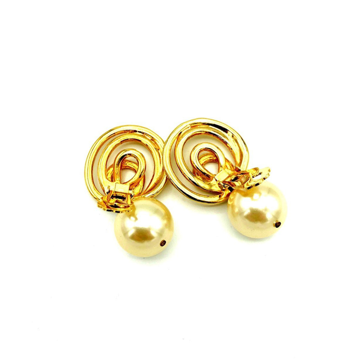 Vintage White Pearl Drop Swirl Earrings By Norma Jean - 24 Wishes Vintage Jewelry
